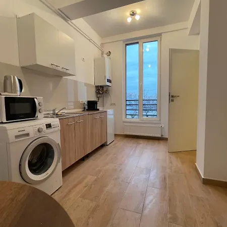 New Nr1 Self Checkin Oldcity Center Paid Parking With Lift * Timisoara