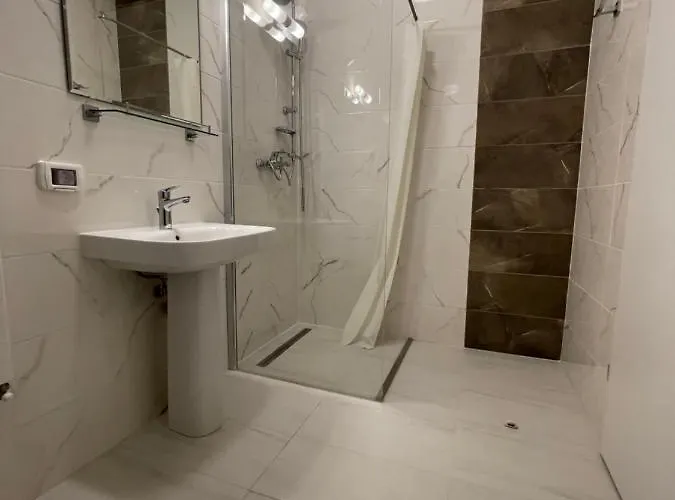 New Nr1 Self Checkin Oldcity Center Paid Parking With Lift Apartment *