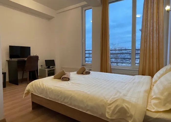 New Nr1 Self Checkin Oldcity Center Paid Parking With Lift *