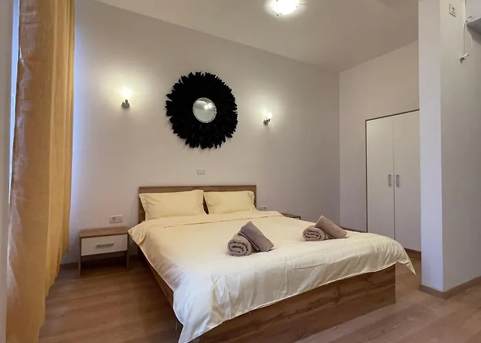 New Nr1 Self Checkin Oldcity Center Paid Parking With Lift