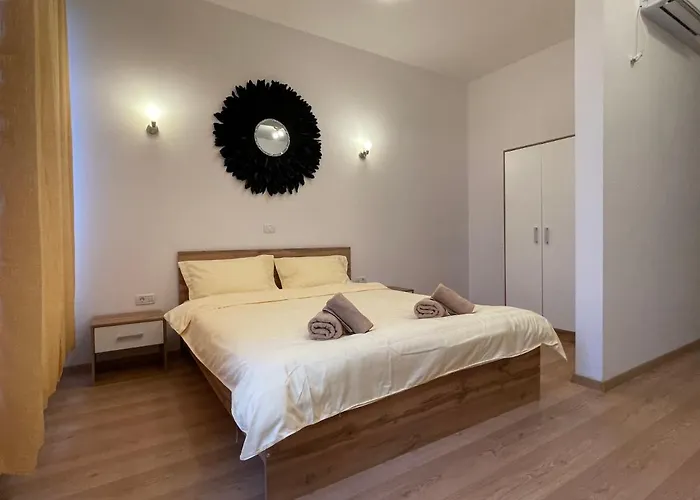 New Nr1 Self Checkin Oldcity Center Paid Parking With Lift